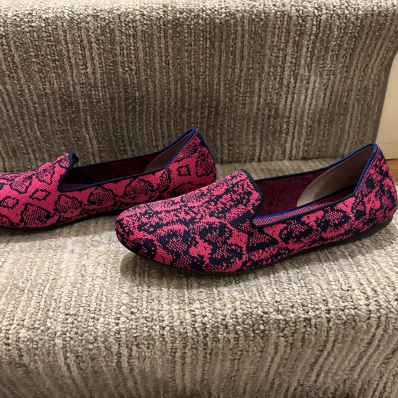 Fuchsia python Rothy’s loafers - Picture 2 of 5